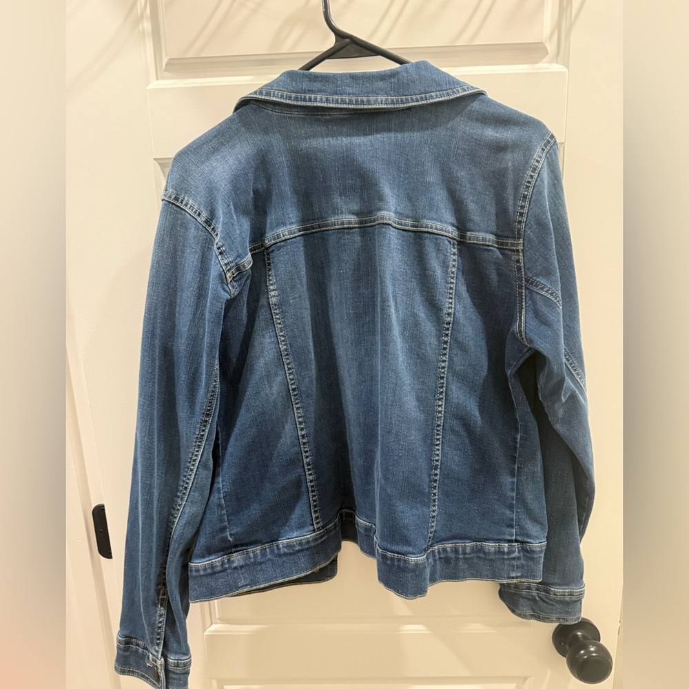 Old Navy Blue Denim Jacket - Picture 6 of 9